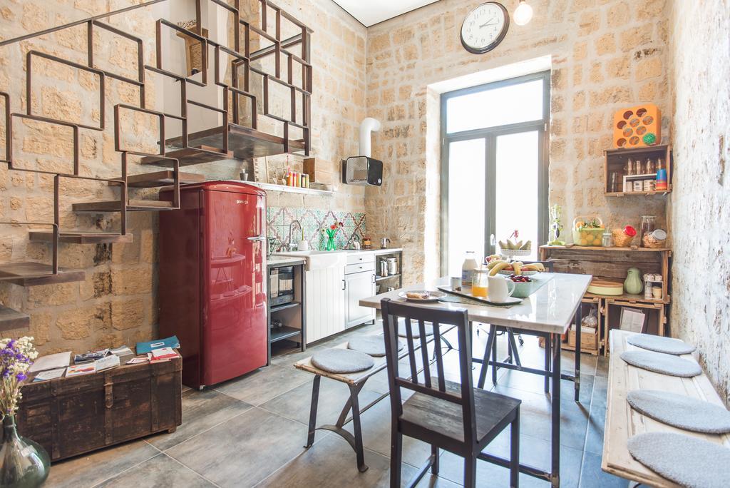 Magma Home - Rooms & Roof เนเปิลส์ ภายนอก รูปภาพ